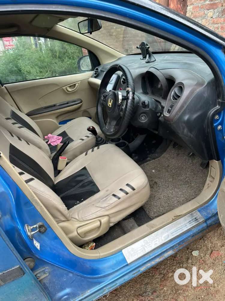 Honda Brio Mt 2012