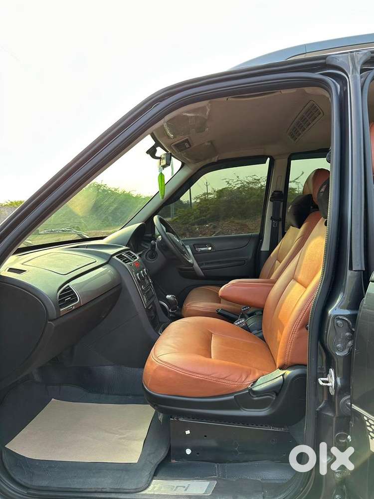 Tata Safari Storme Varicor 400 Diesel Car 2019