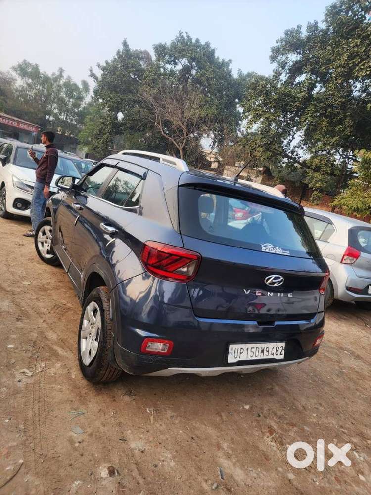 Hyundai Venue 1.2 S Plus, 2021, Petrol
