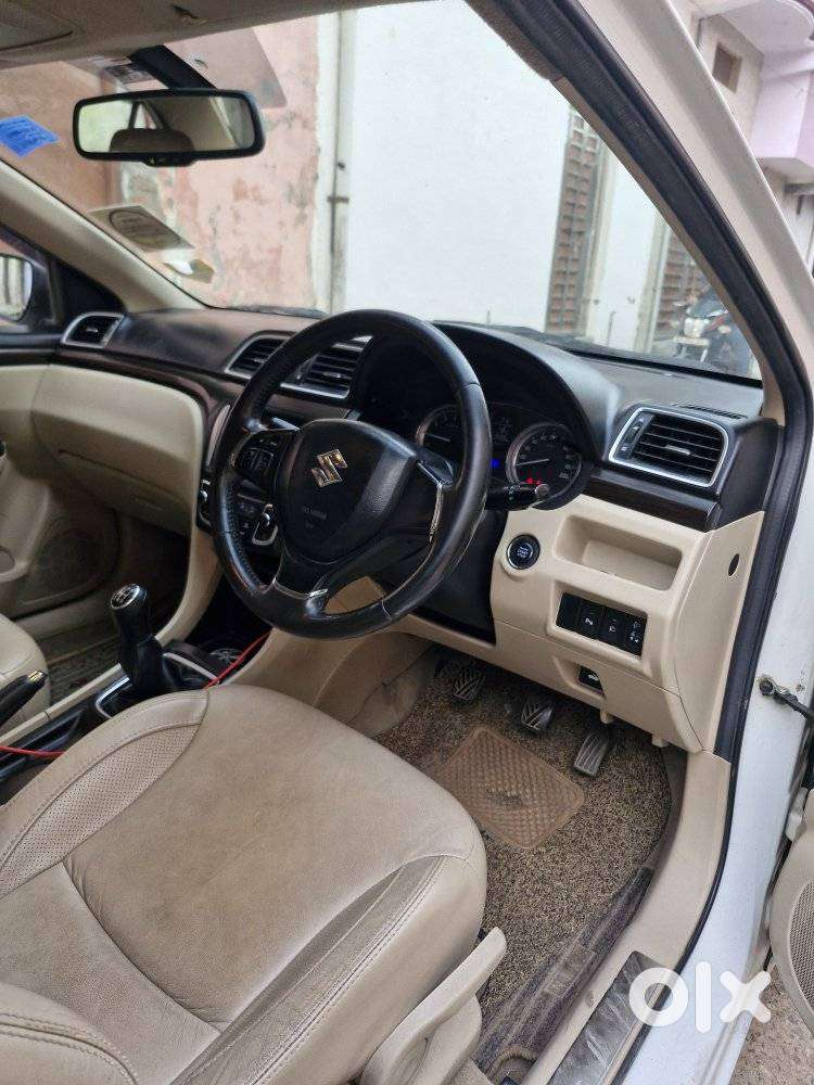 Maruti Suzuki Ciaz 1.5 Alpha Shvs Mt, 2018, Petrol