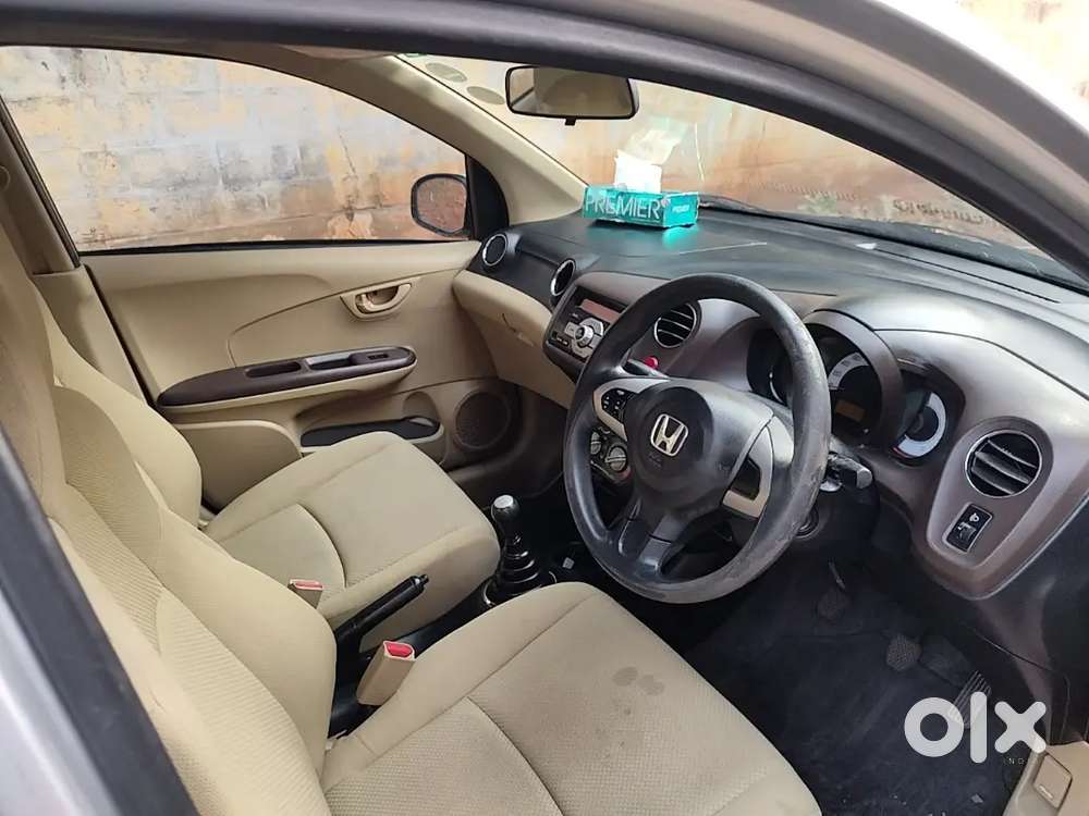 Honda Brio 2012 Petrol Well Maintained
