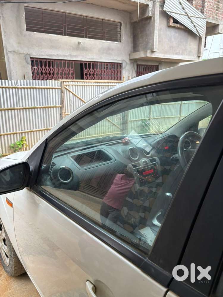Ford Figo Petrol Manual 2013 Year