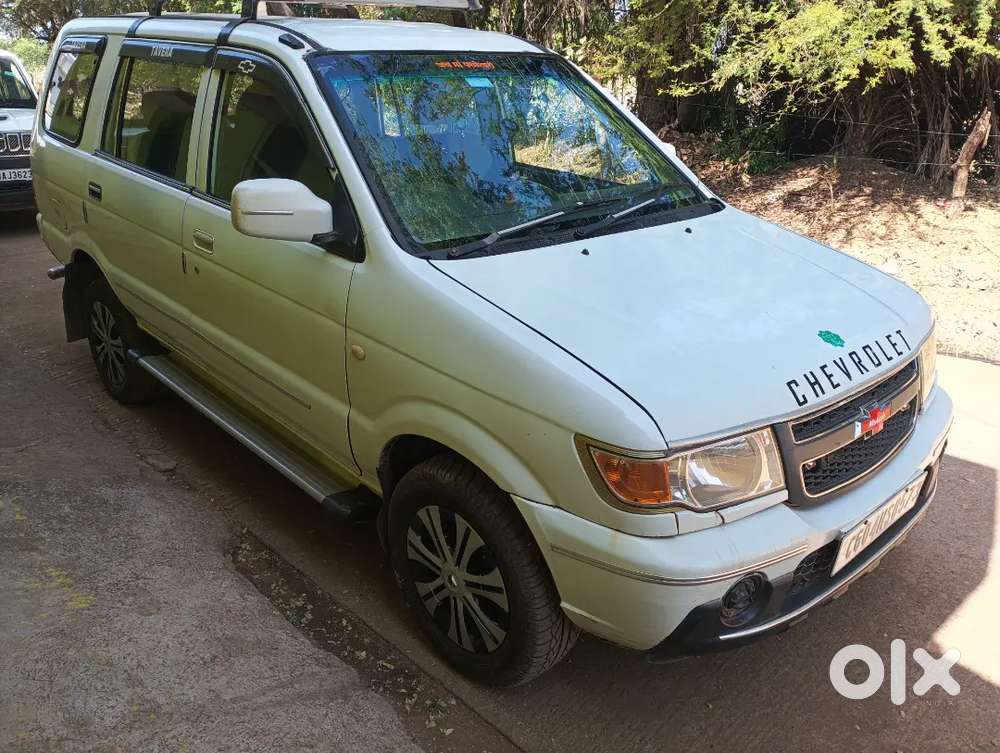 Chevrolet Tavera 2015 Diesel Well Maintained