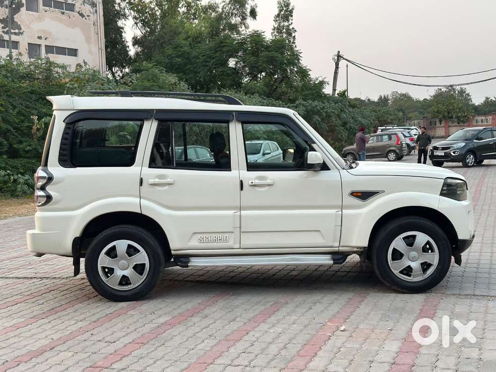 Mahindra Scorpio S4 Plus, 2017, Diesel