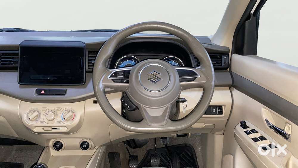 Maruti Suzuki Ertiga 2022-2023  Vxi, 2023, Petrol