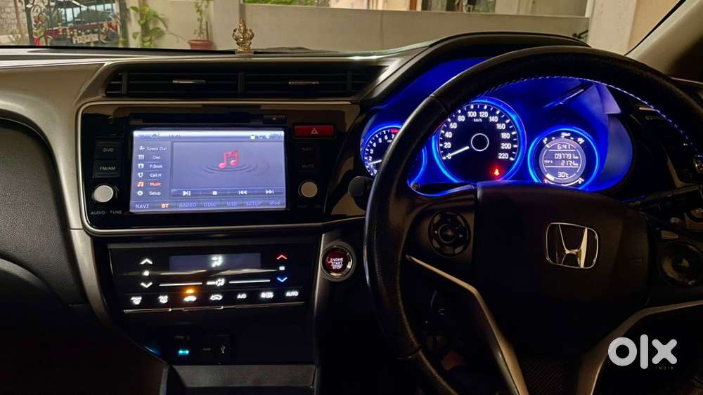 Honda City 1.5 Vx Cvt 2015 Petrol In Excellent Condition