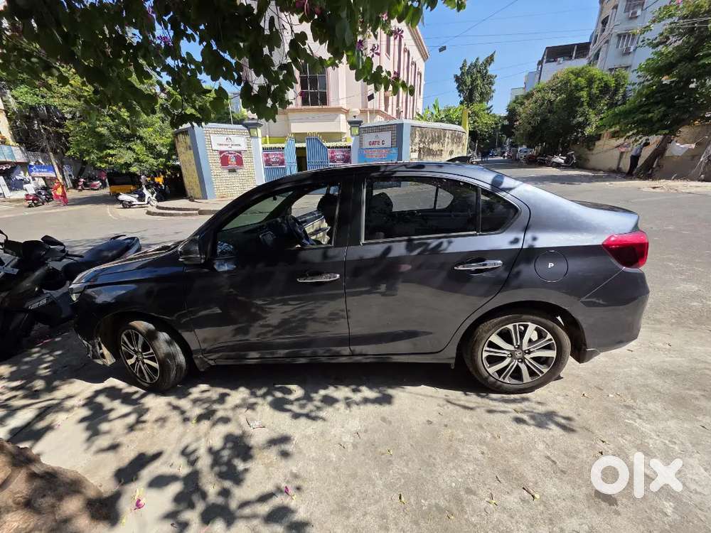 Honda Amaze 2025 Petrol Well Maintained