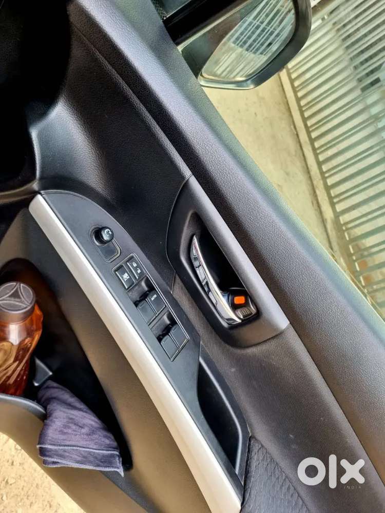 Maruti Suzuki S-cross 2015 Diesel 95000 Km Driven. But December 2015