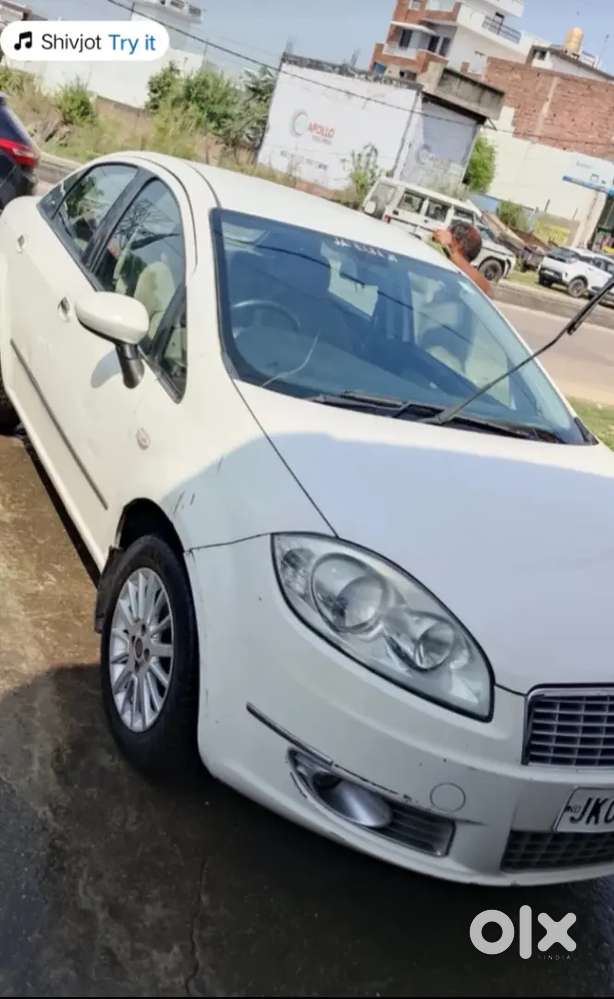 Fiat Linea 2010 Diesel 110 Km Drive