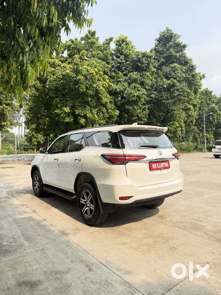 Toyota Fortuner 4x2 At 2.8 Diesel, 2025, Diesel