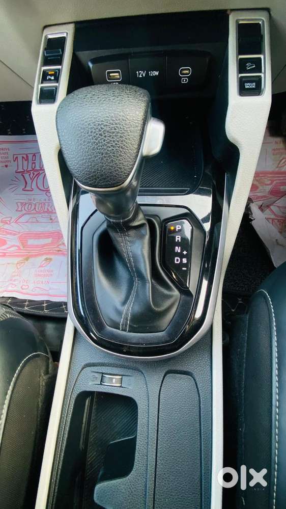 Kia Carens 1.4 Prestige Plus Turbo Dct 7 Str, 2022, Petrol