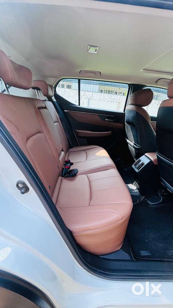 Honda Elevate Zx Cvt Dual Tone, 2024, Petrol