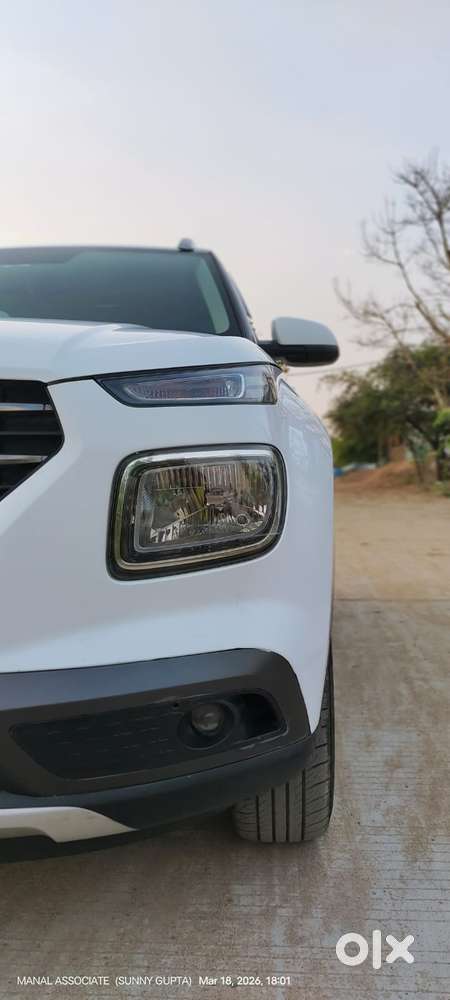 Hyundai Venue S Turbo, 2019, Petrol