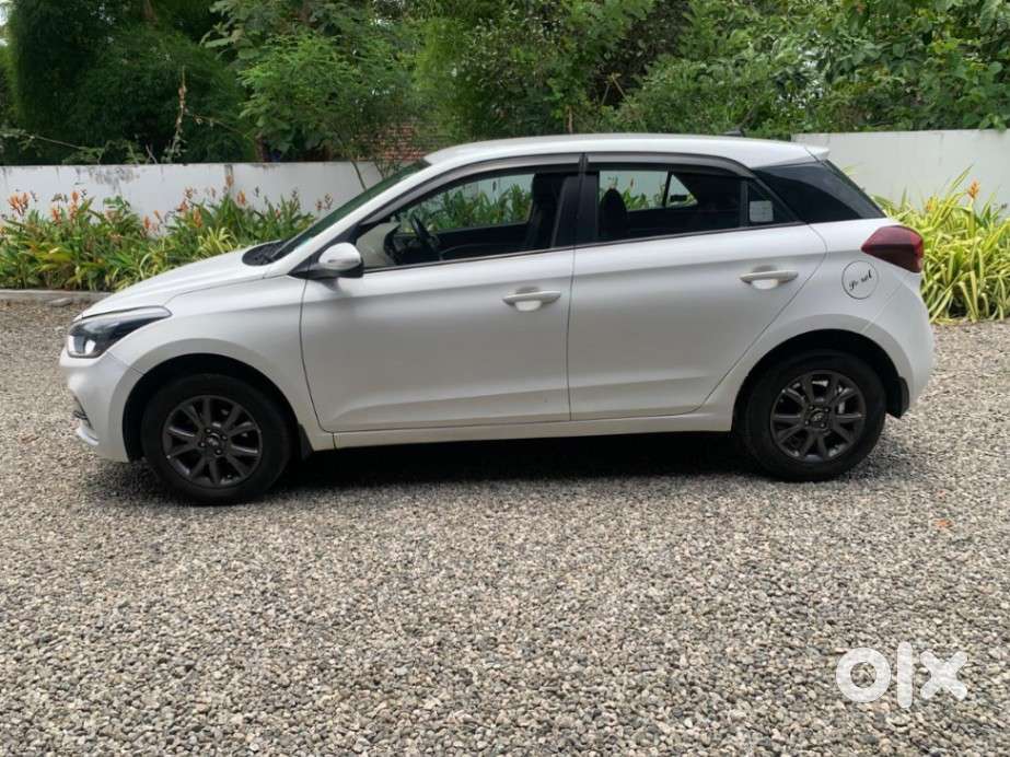 Hyundai I20 Asta (o) 1.2 Mt, 2019, Petrol