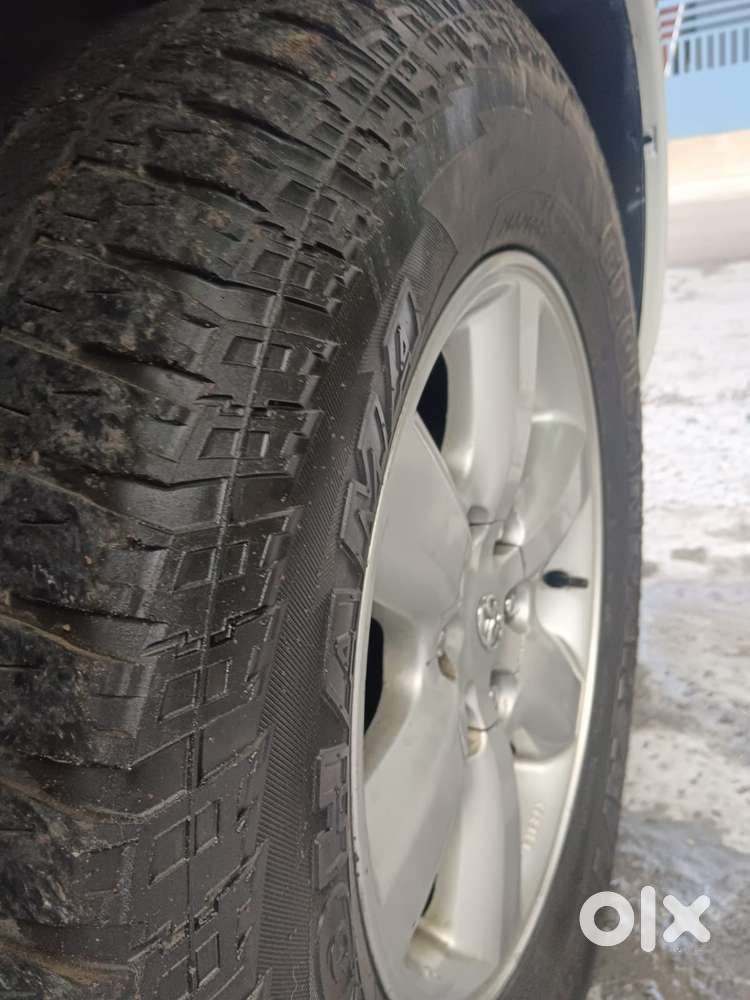 Toyota Fortuner 3.0 4x4 Manual, 2011, Diesel