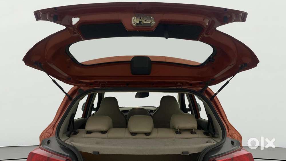 Mahindra Kuv 100 2016-2017 Mfalcon G80 K6 Plus, 2016, Petrol