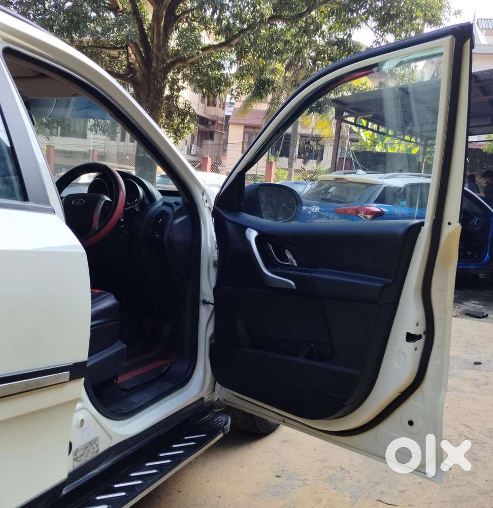 Mahindra Xuv500 W7, 2019