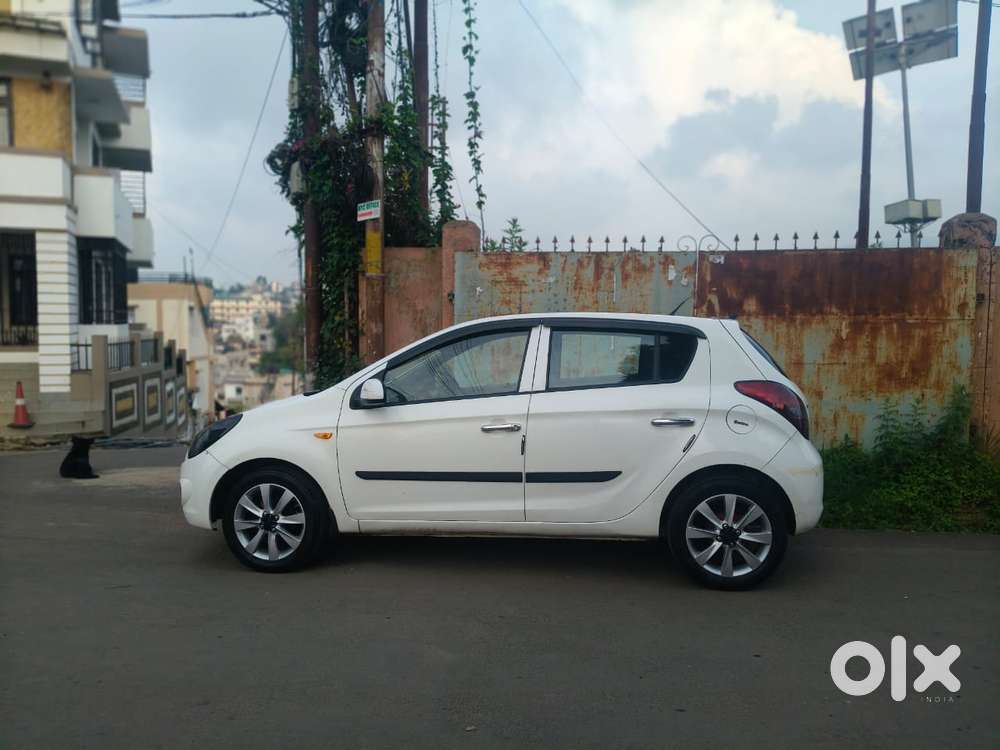 Hyundai I20 2012-2014 Sportz At 1.4, 2010, Petrol