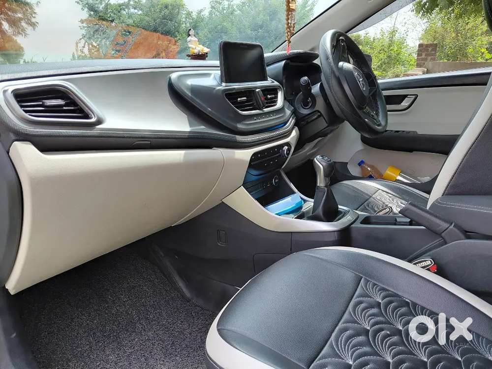 Tata Altroz Xz Icng 2023 Model