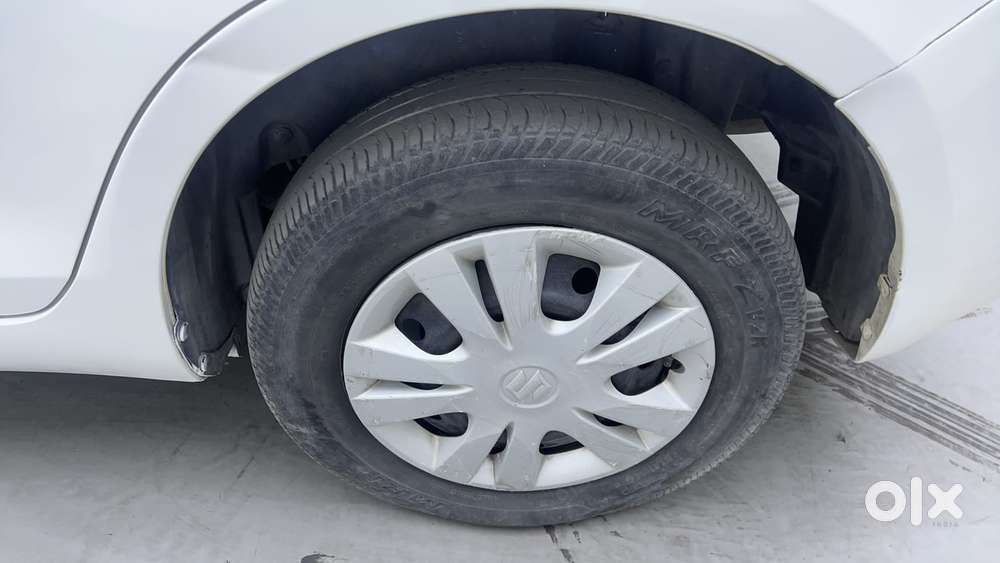 Maruti Suzuki Swift Dzire 1.3 Vxi, 2015, Petrol