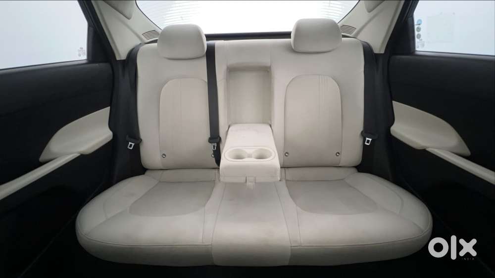 Hyundai Verna Sx 1.5 Petrol Ivt, 2023, Petrol
