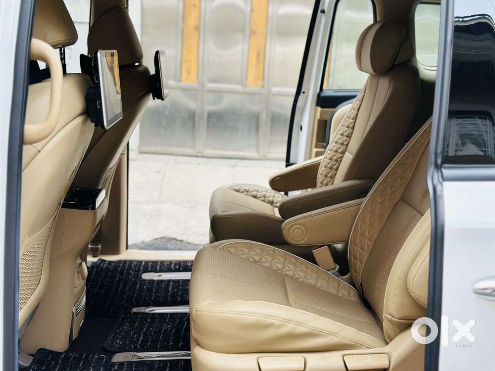 Kia Carnival Limousine Plus 7 Str, 2022, Diesel