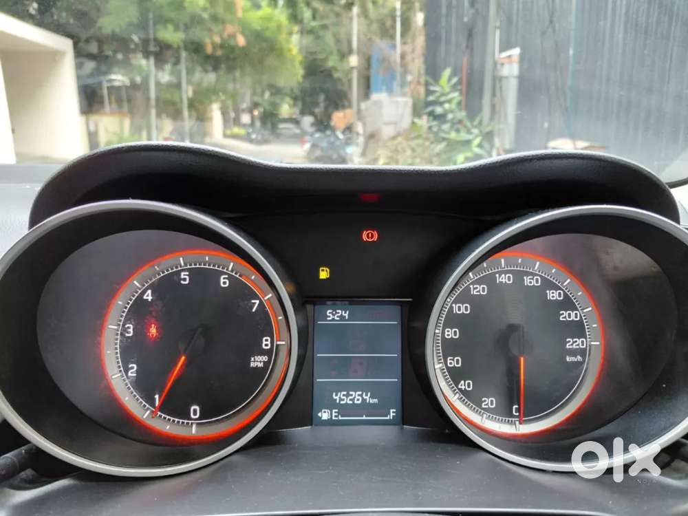 Maruti Suzuki Swift Vxi, 2022, Petrol