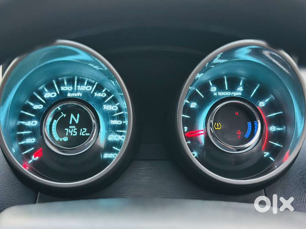 Mahindra Xuv500 W11, 2020, Diesel