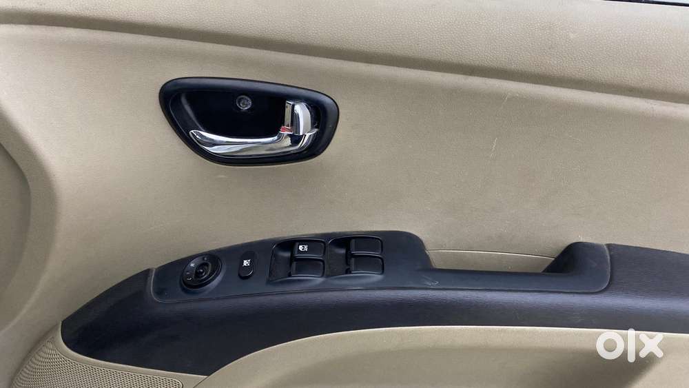 Hyundai I10 [ ] 1.2 Sportz At, 2013, Petrol