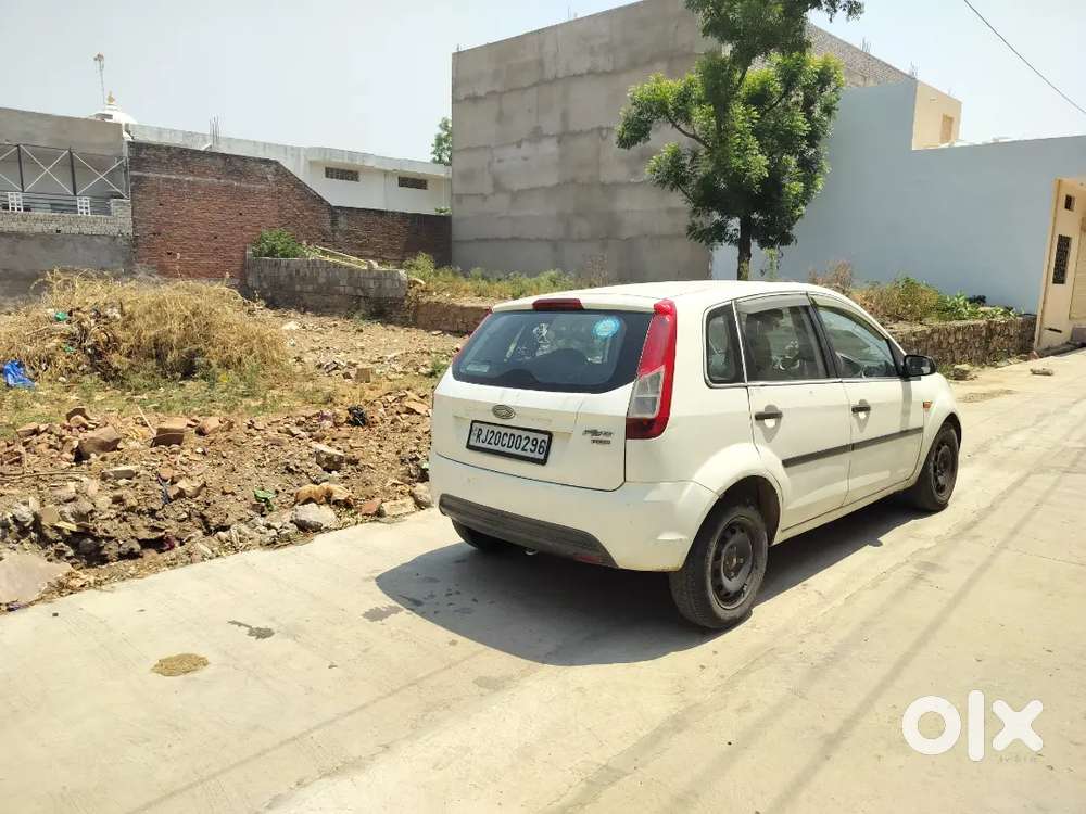 Ford Figo 2014 Diesel 90000 Km Driven