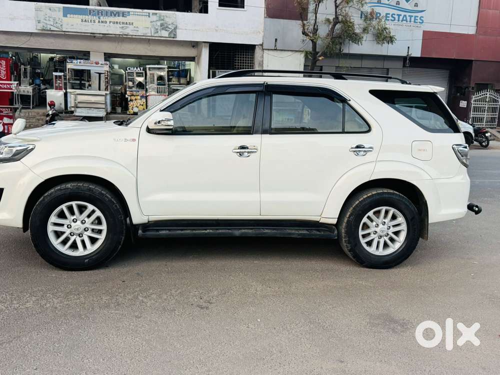 Toyota Fortuner 3.0 4x4 Manual, 2013, Diesel