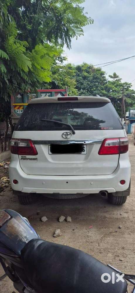Toyota Fortuner 2010 Diesel Well Maintained
