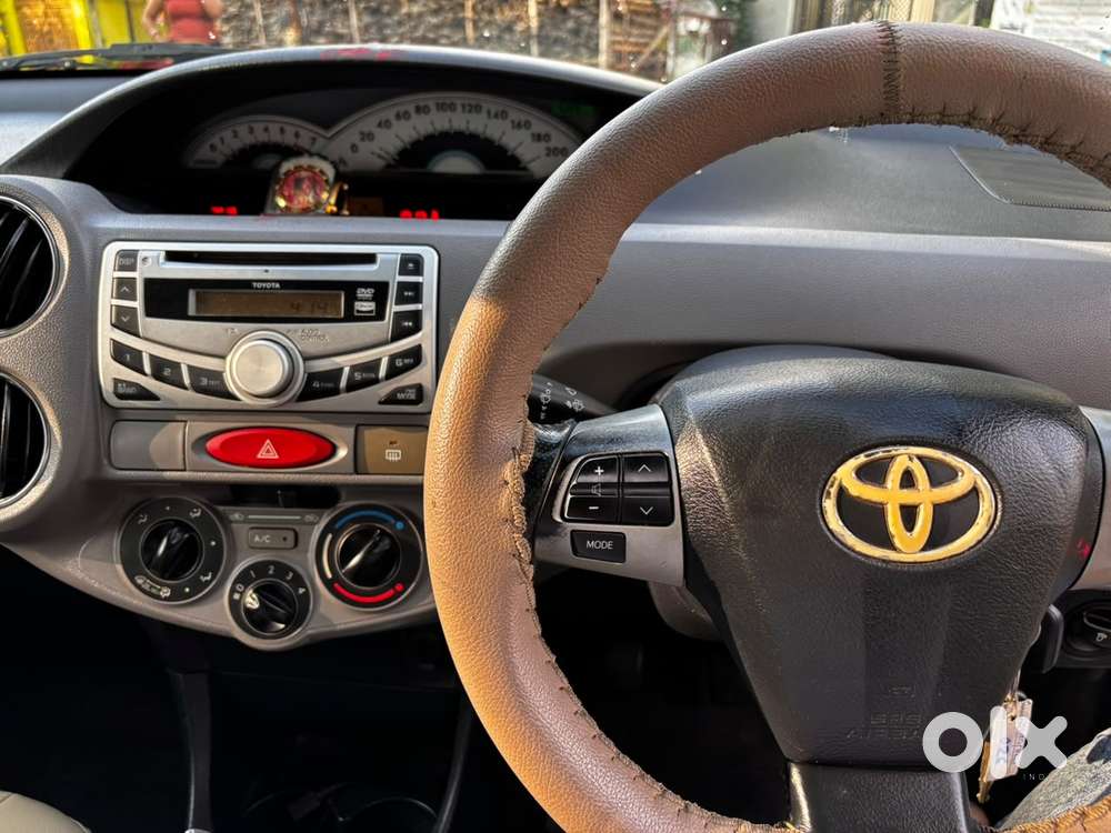 Toyota Etios Liva Vx, 2011, Petrol