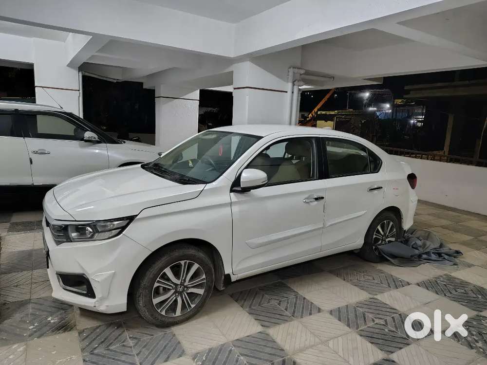Honda Amaze 2023 Petrol 8000 Km Driven