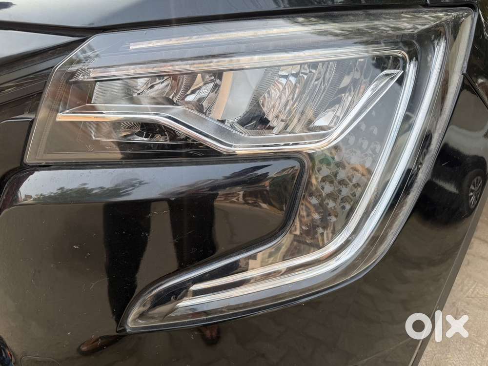 Mahindra Xuv700 Diesel 2024 Ax7l Awd Top Model
