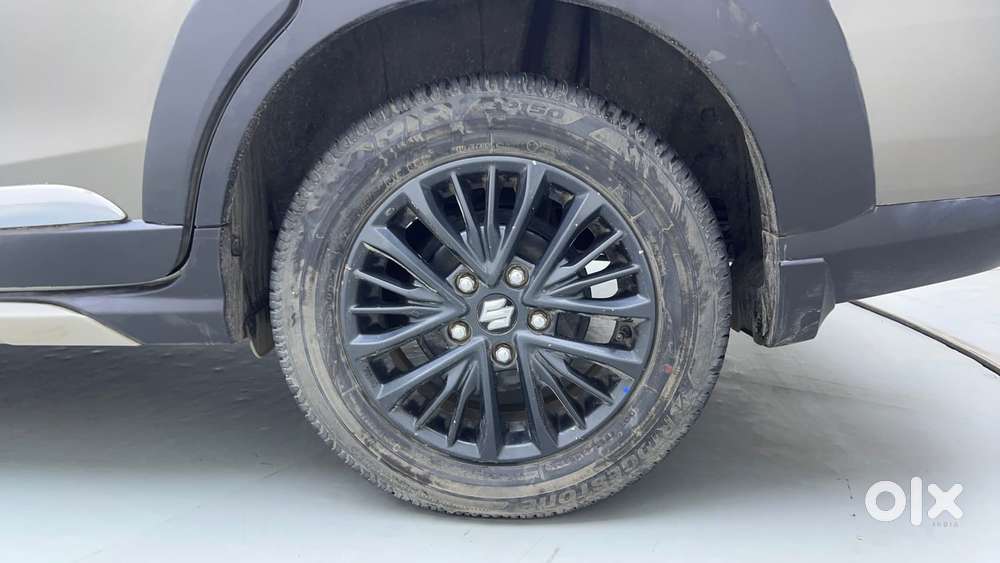 Maruti Suzuki Xl6 1.5 Alpha Mt, 2021, Petrol
