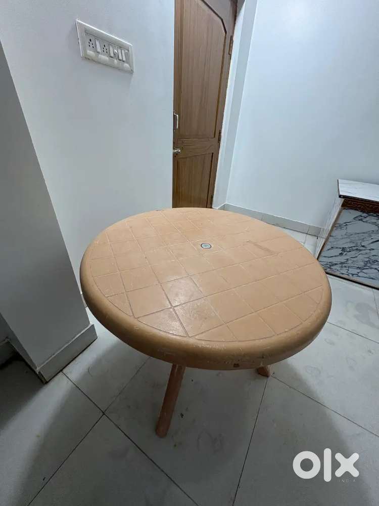 Set of 2 Tables for Sale &ndash; Plastic Round Table & Wooden Table