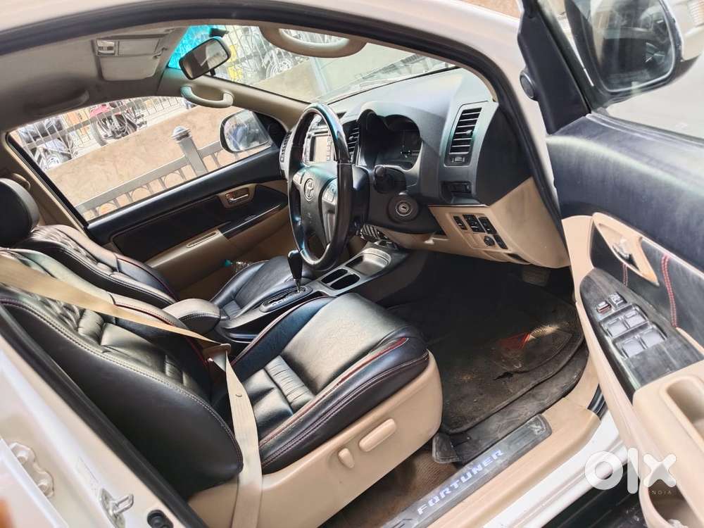 Toyota Fortuner 3.0 4x2 Automatic, 2015, Diesel