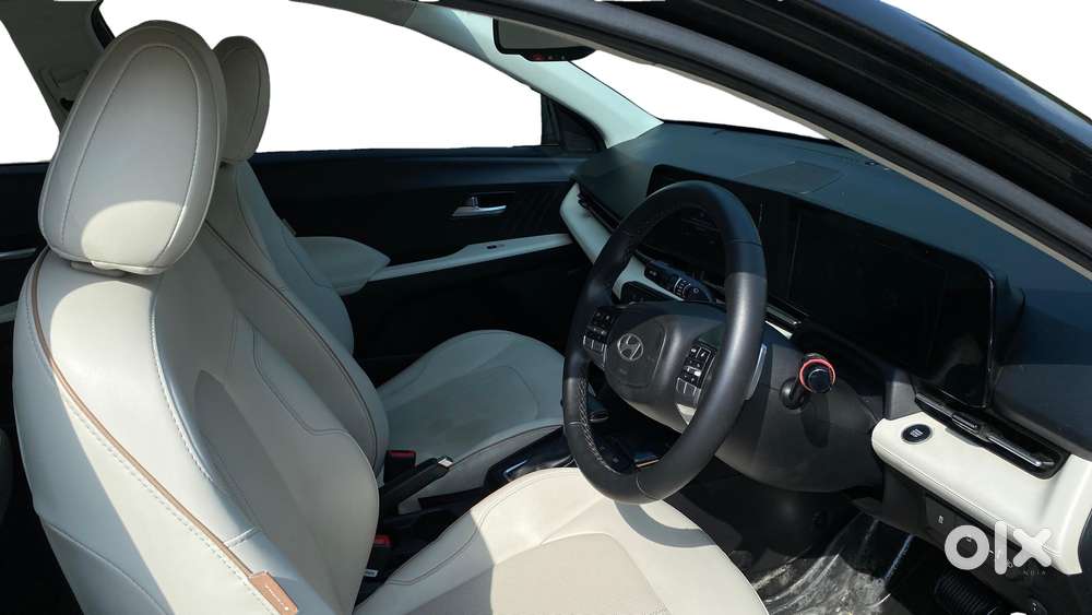 Hyundai Verna 1.5 Sx (o) Ivt, 2023, Petrol