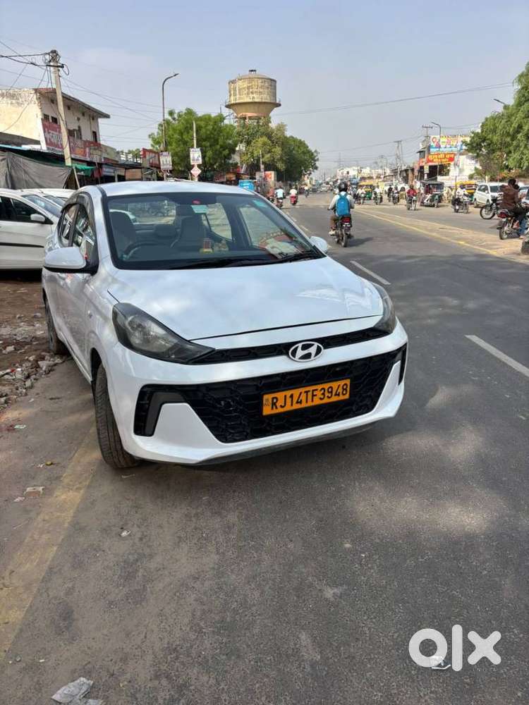 Hyundai Aura S Crdi Manual, 2023, Cng & Hybrids