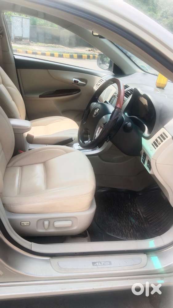Toyota Corolla Altis 2010-2013 G, 2012, Petrol