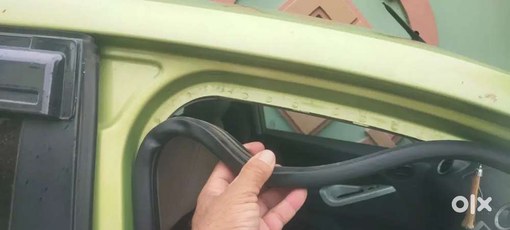 Ford Figo 2012 Diesel 150000 Km Driven