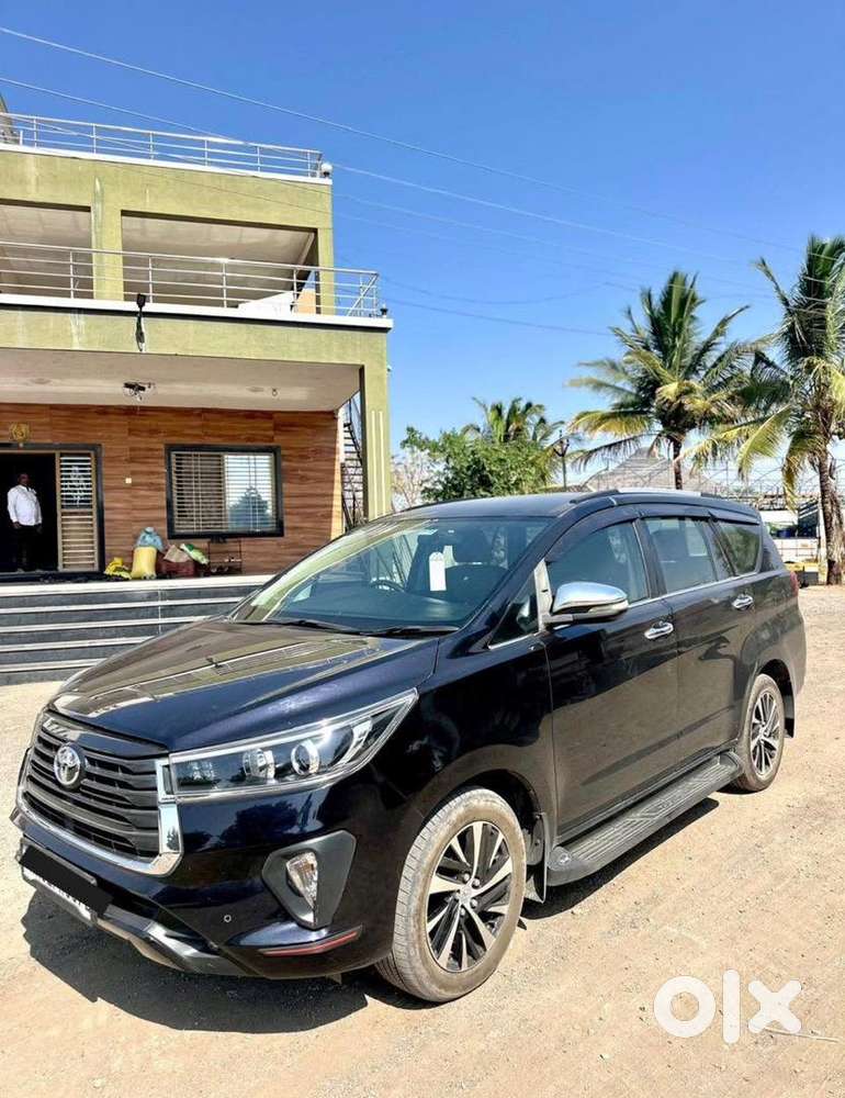 Dr Owned Toyota Innova Crysta Auto 2021 Diesel 40700 Km Driven