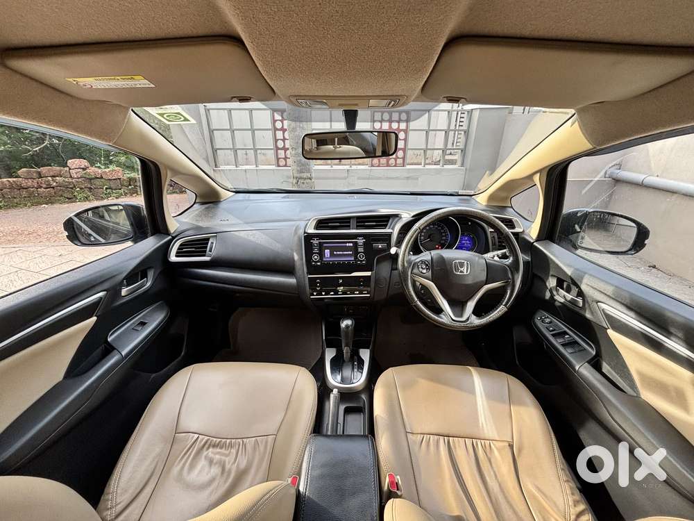 Honda Jazz V Cvt, 2017, Petrol