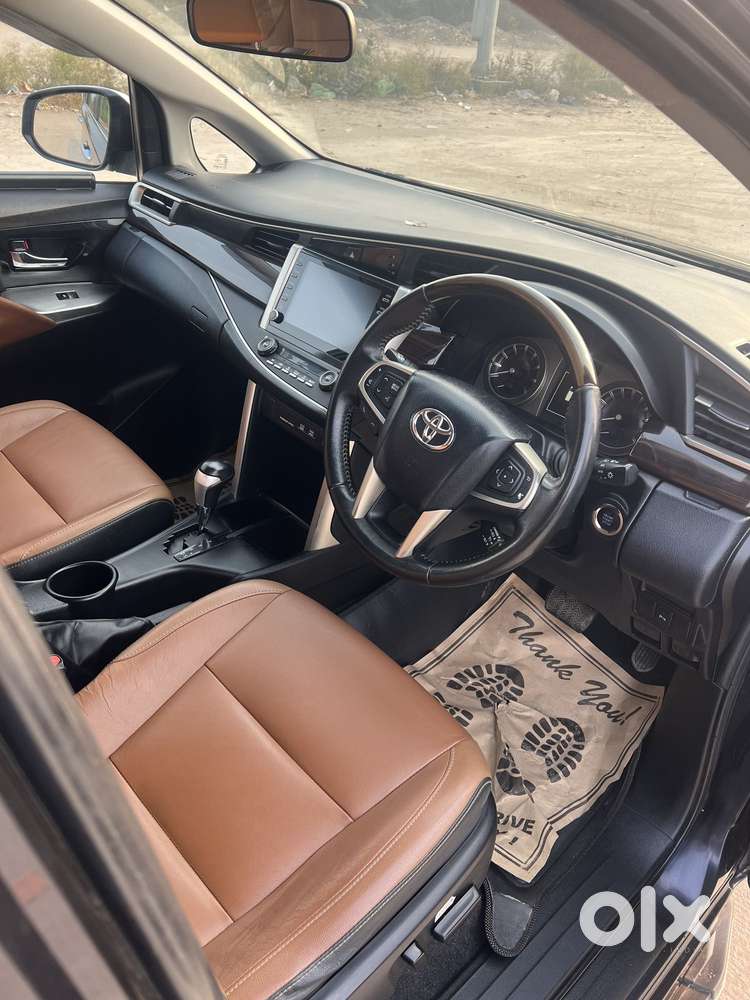 Toyota Innova Crysta