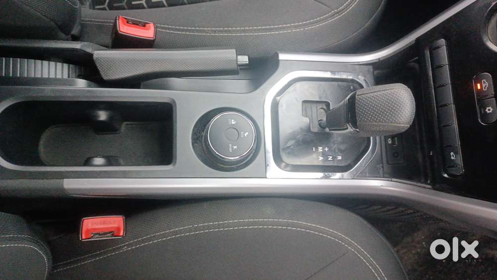Tata Nexon 1.5 Revotorq Xma Amt (s), 2021, Petrol