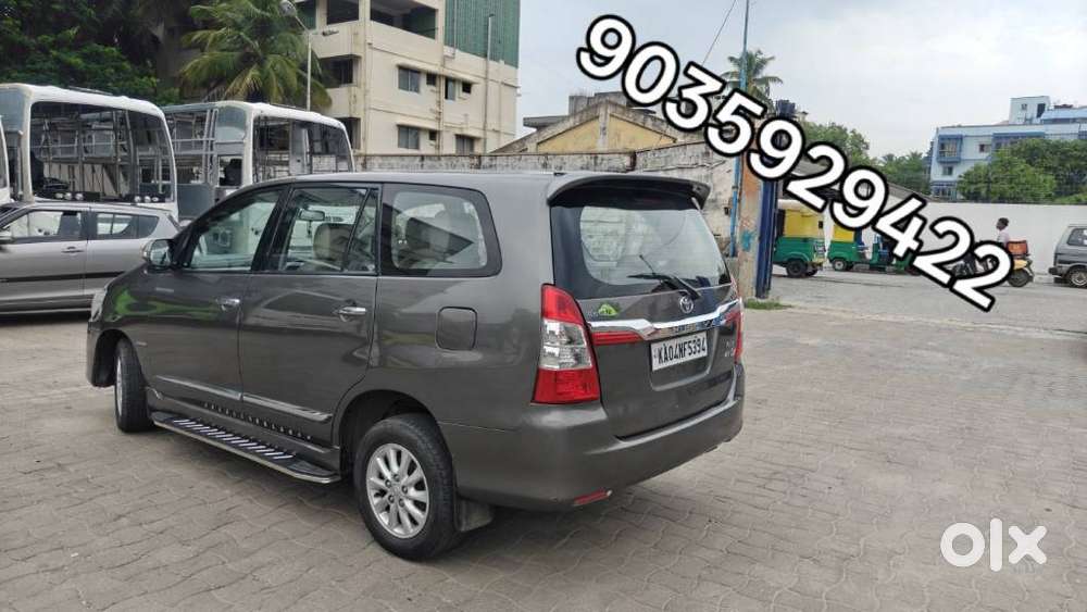 Toyota Innova 2.5 Vx 8 Str Bs-iii, 2015, Diesel