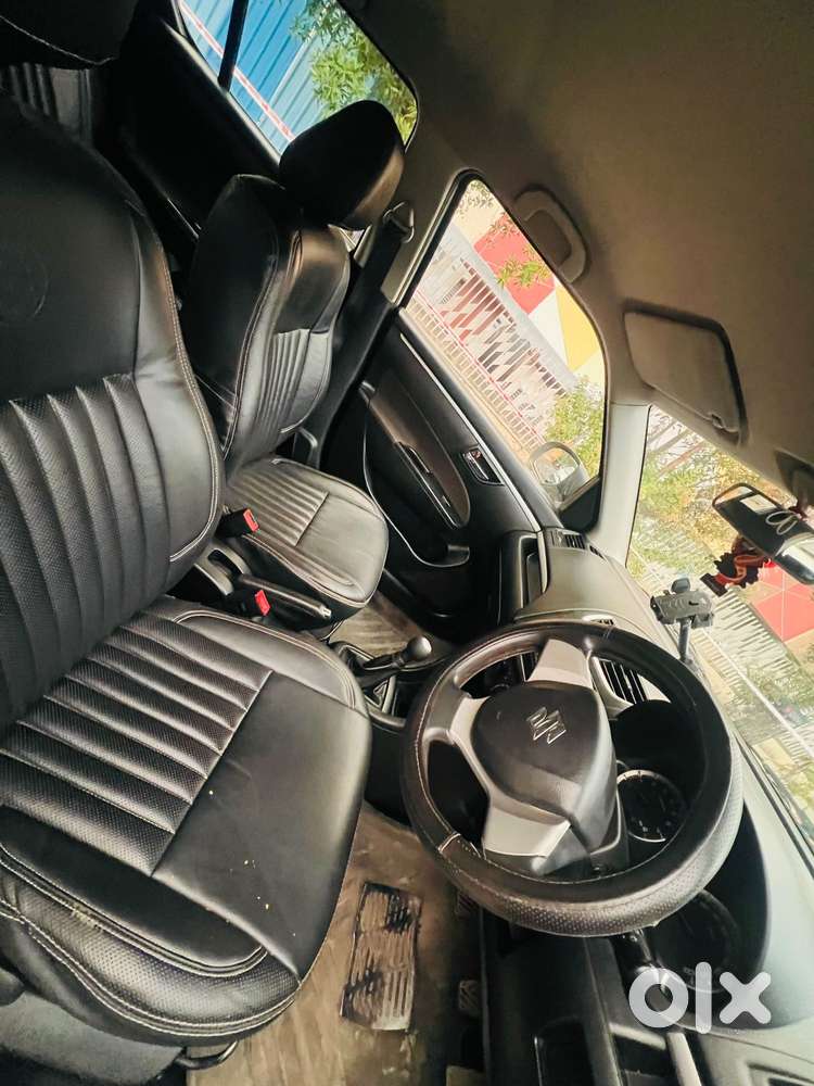Maruti Suzuki Swift Vxi 1.2 Abs Bs-iv, 2013, Petrol