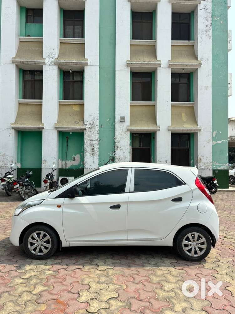 Hyundai Eon Petrol 2012 Year