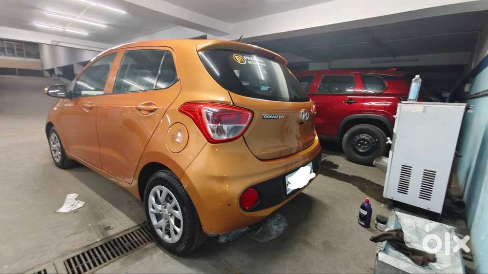 Single Owner Complete Showroom Track Vehicle.